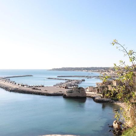 Anemone Della Scala Dei Turchi Apartment Реалмонте Екстериор снимка