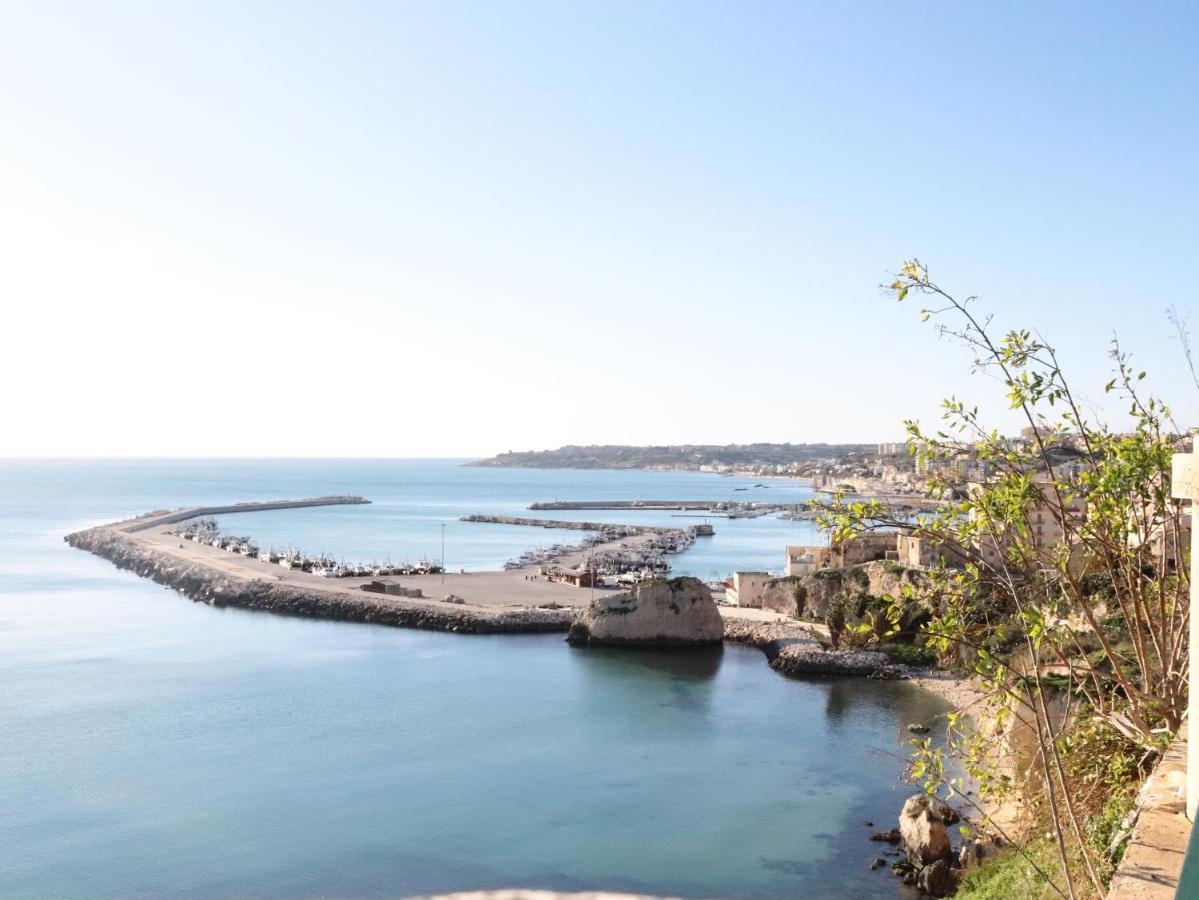 Anemone Della Scala Dei Turchi Apartment Реалмонте Екстериор снимка