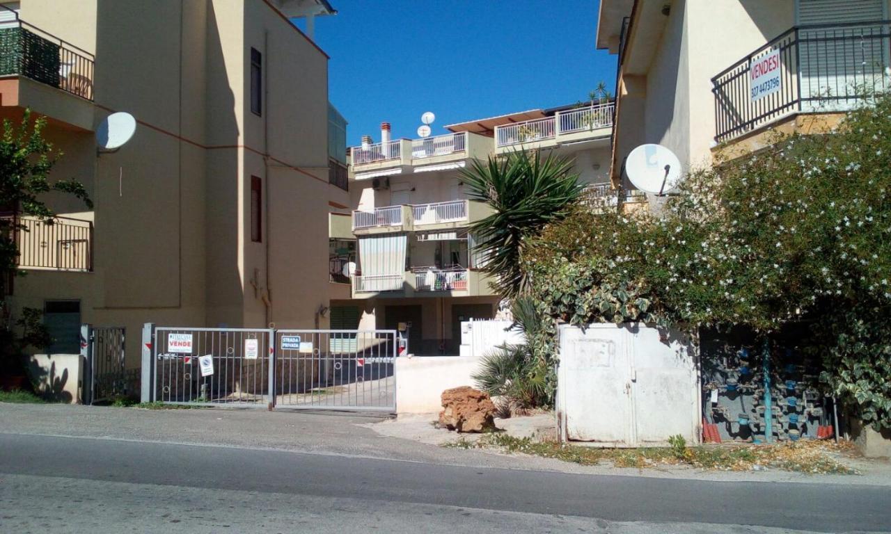 Anemone Della Scala Dei Turchi Apartment Реалмонте Екстериор снимка